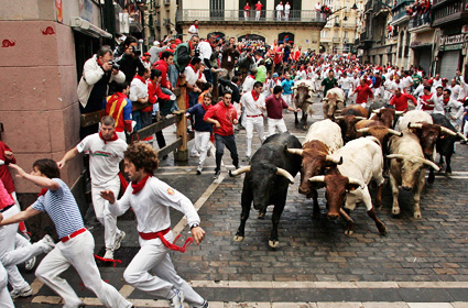 running_of_the_bulls