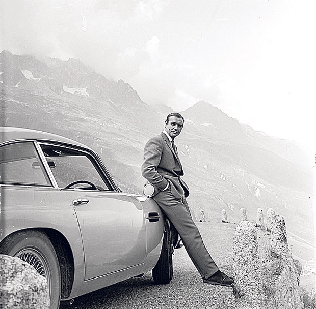 bond6_2261452i