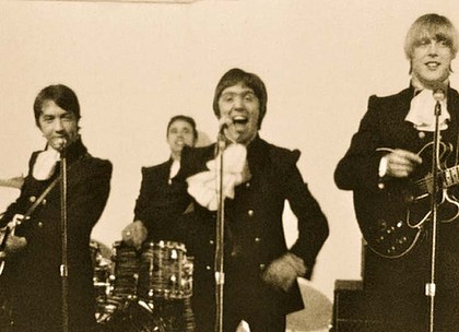 ipad-art-wide-easybeats-420×0