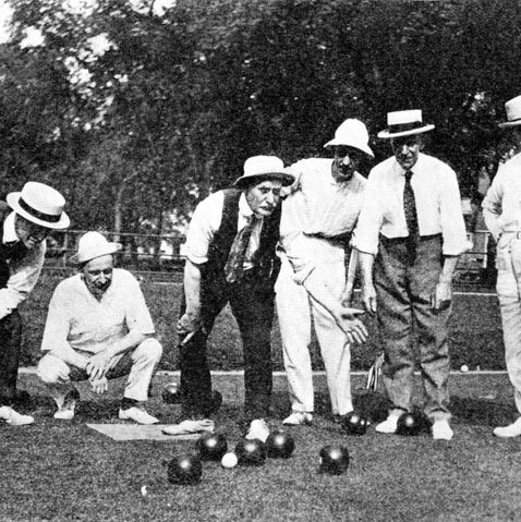AR1328_Parade Grounds-Bowling-on-the-Green_ca 1919_B68-lg