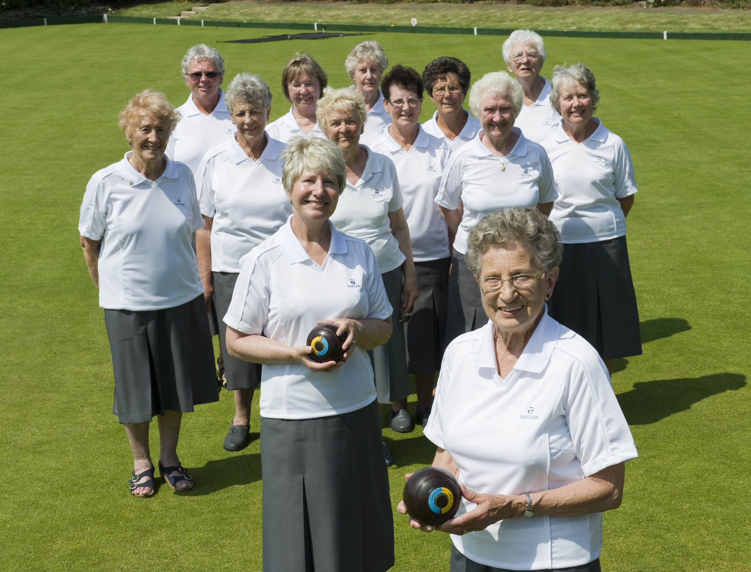 www.gilbertjohnston.co.uktel 07867812537Cauldwell Ladies Bowls Club, 1/7/09.
