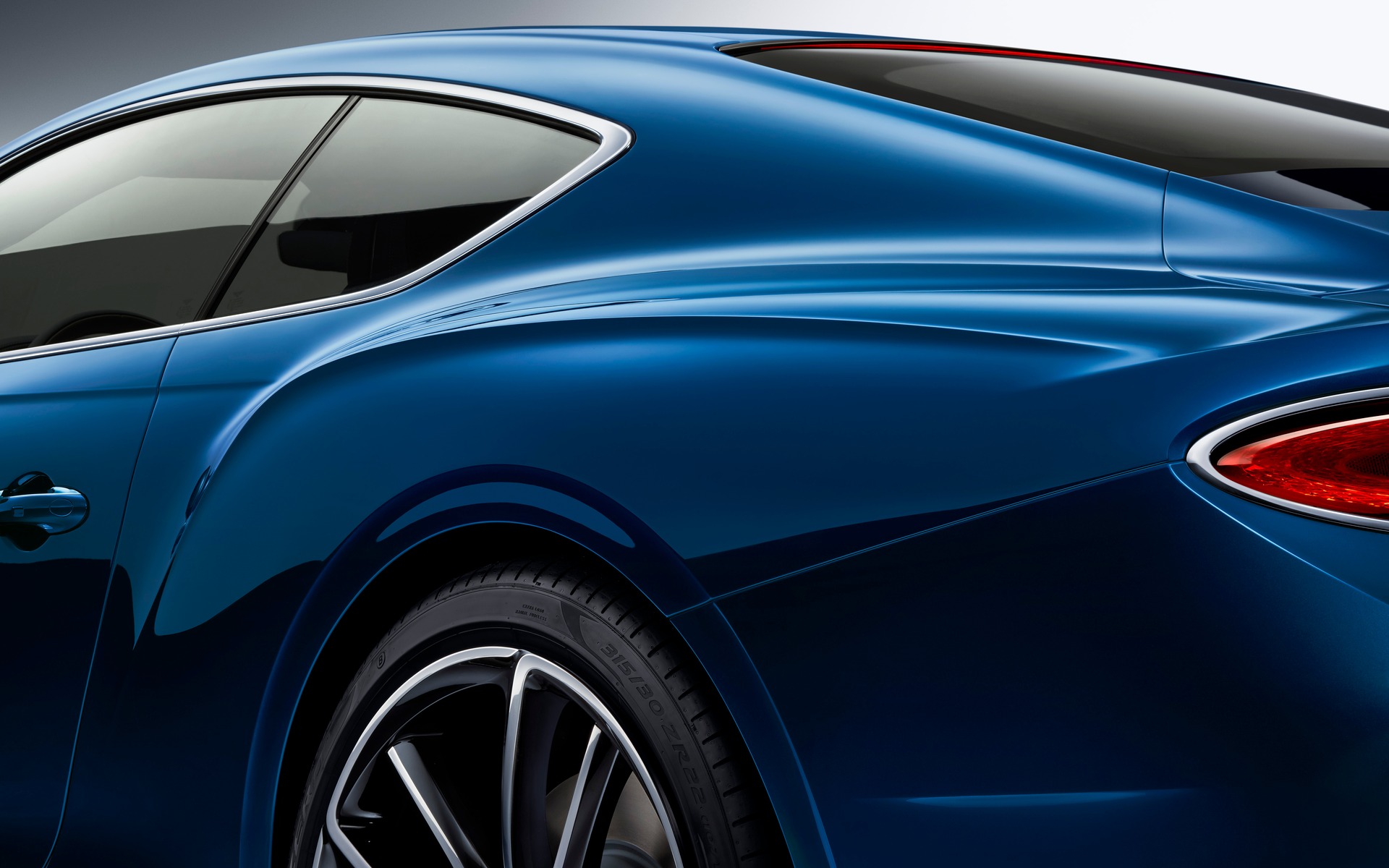 305821_2018_Bentley_Continental