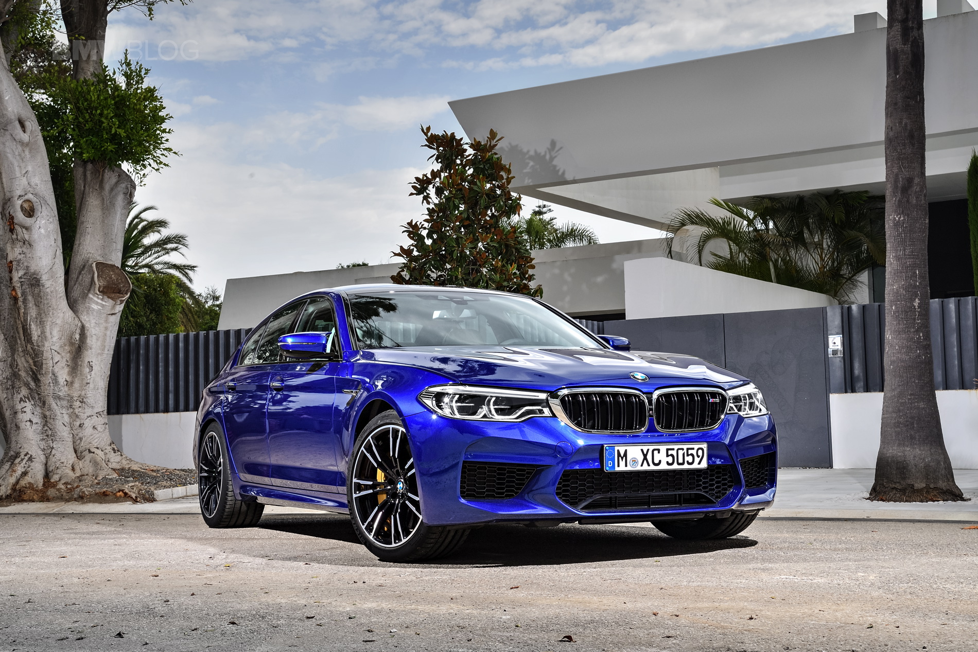2018-BMW-M5-exterior-15