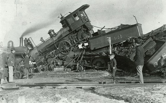 Street-Stories-train-wreck