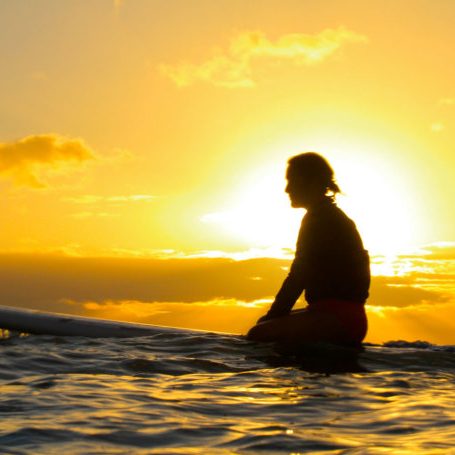 surf-hk3-720×455-c-x50y50